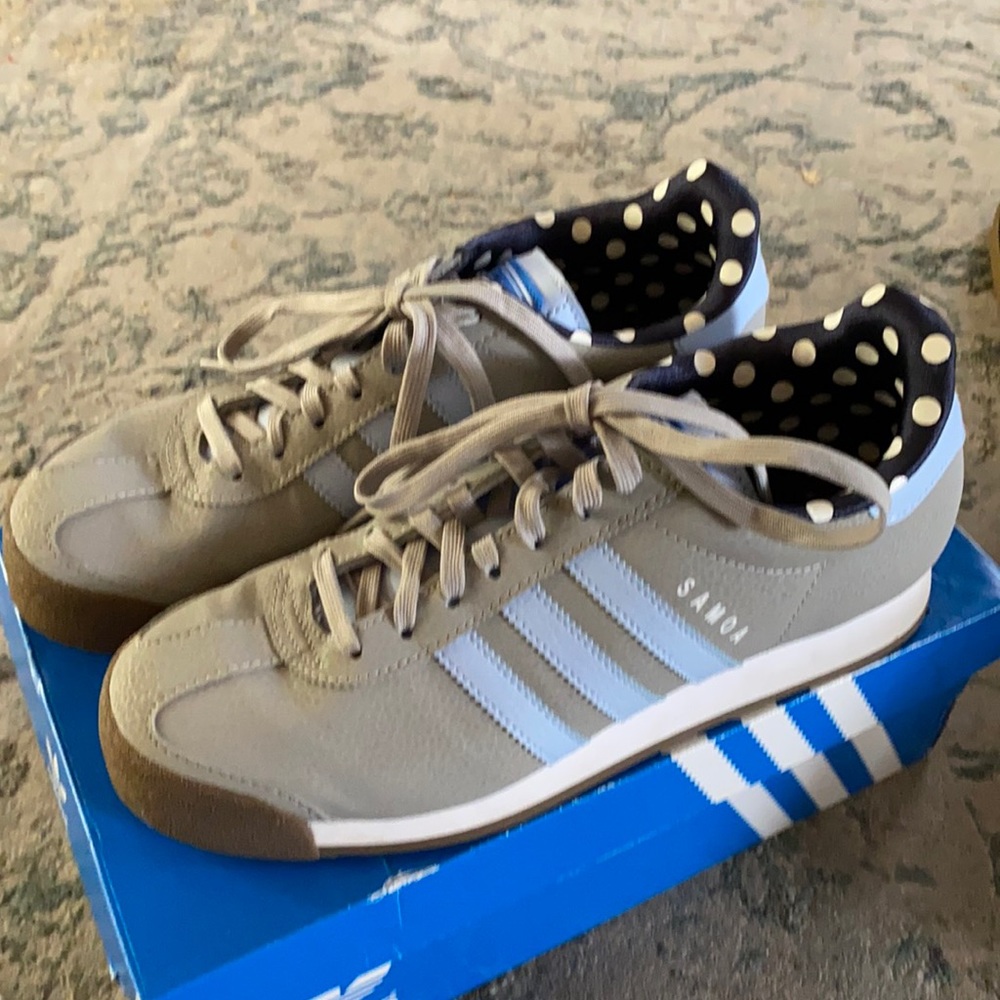 Adidas Samoa grey with blue stripes size 9.5